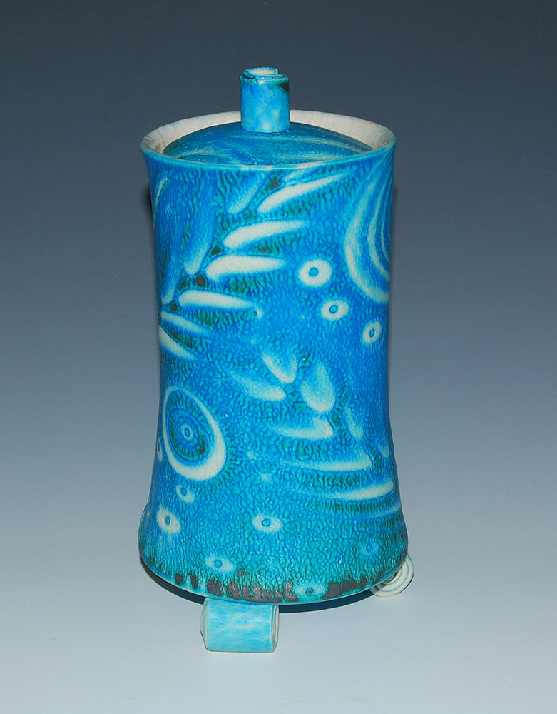 Jo_Connell_Ceramics_lidded_jar_4013_30cm.jpg